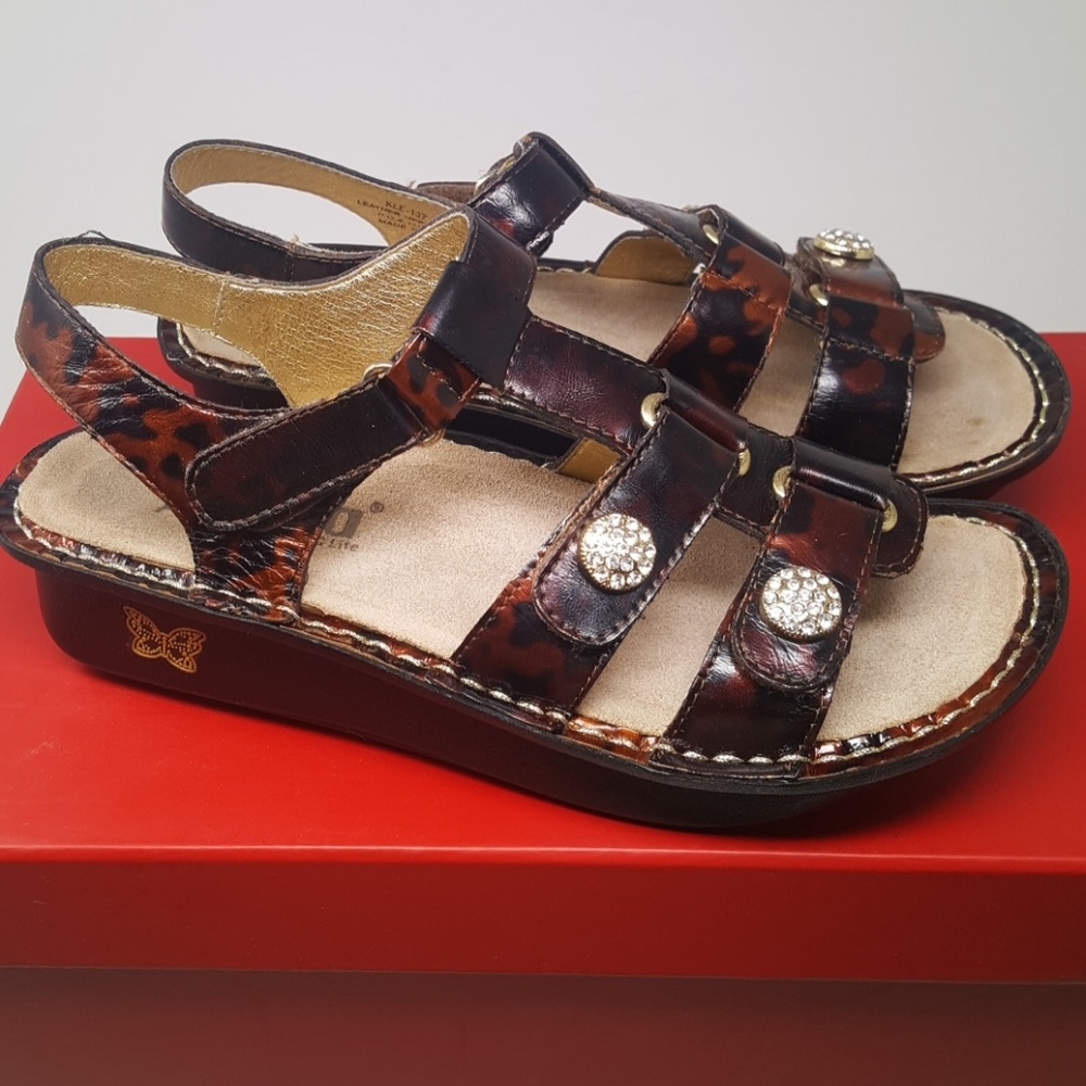 Alegria Kleo Cognac Splash rhinestones Sandals 7.5